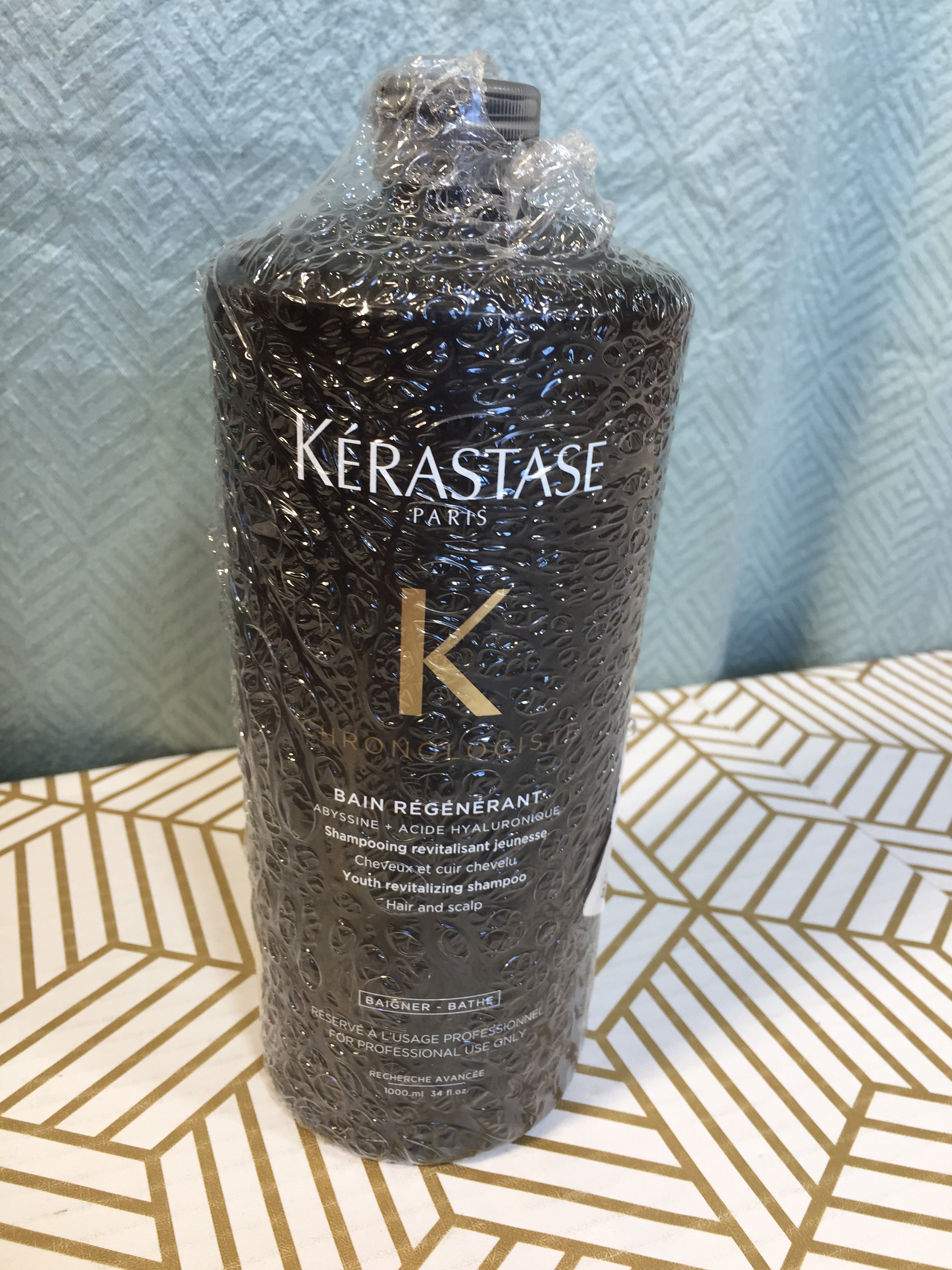 Kerastase Chronologiste Revitalizing Shampoo, 34 Ounce (7720744419566)